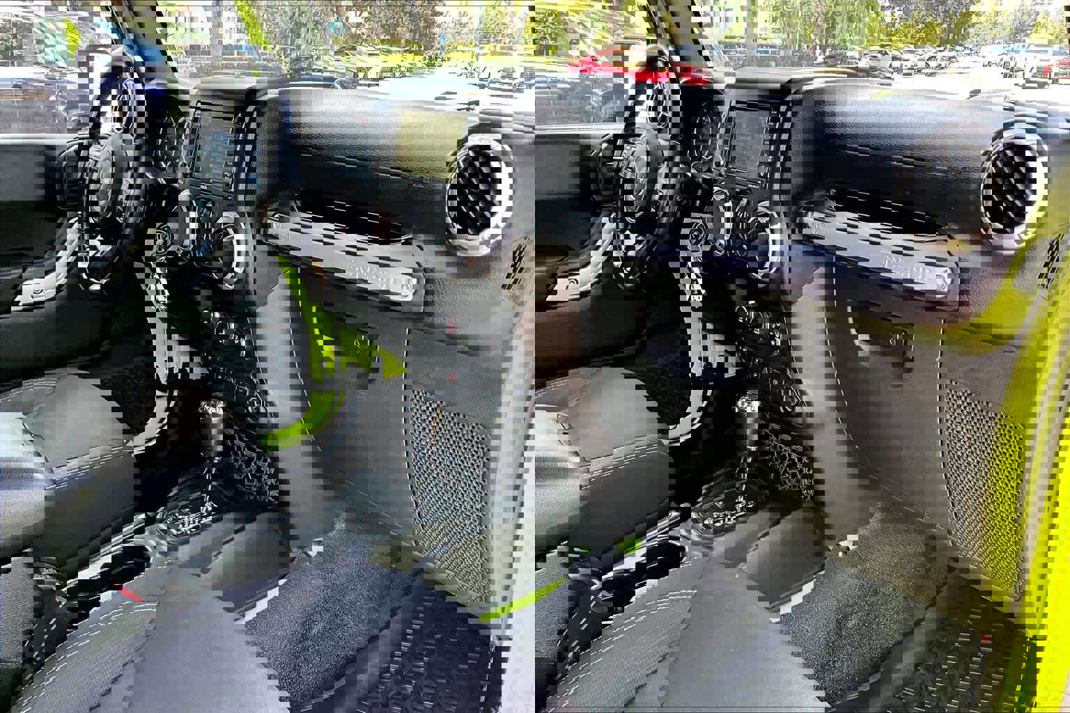 Used 2016 Jeep Wrangler Unlimited Sahara w/ Max Tow Package image 18