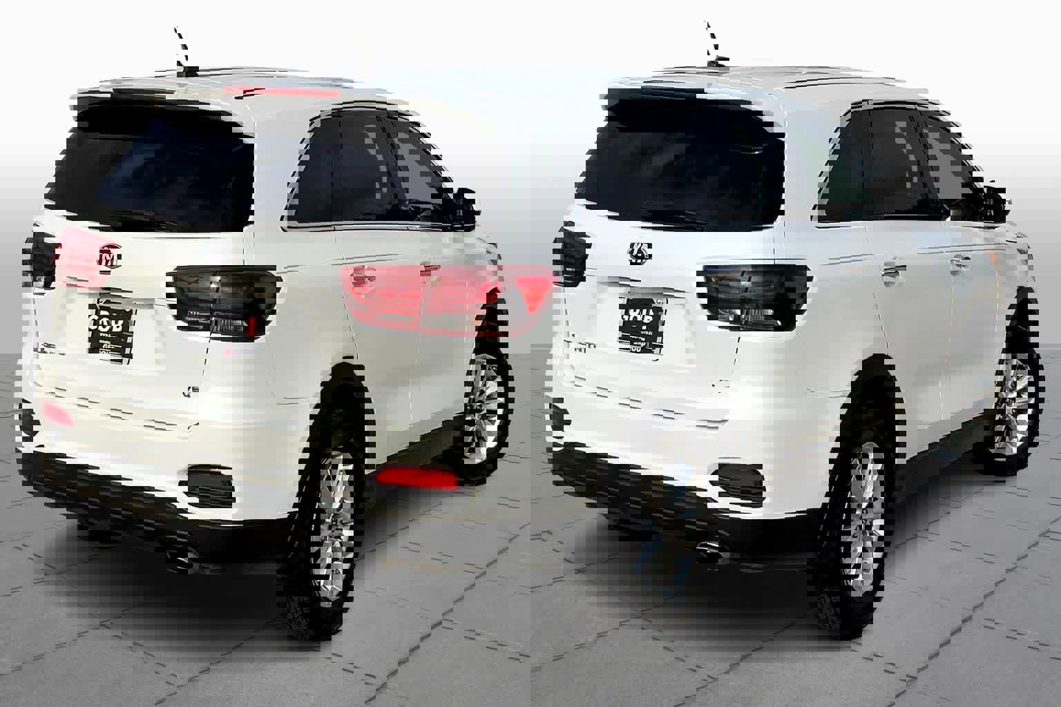 Used 2019 Kia Sorento LX image 11