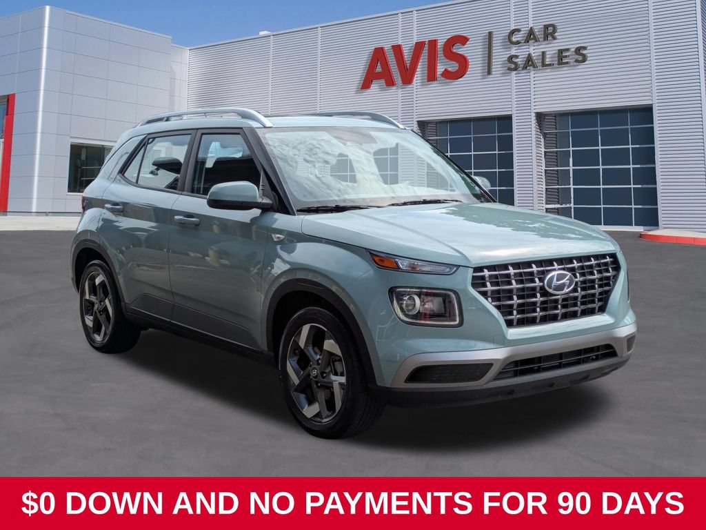 Used 2025 Hyundai Venue SEL FWD image 3