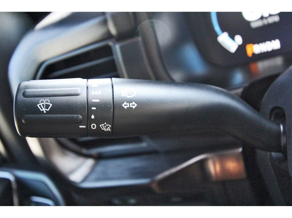 Used 2022 Ford F150 Lariat w/ Equipment Group 502A High image 16