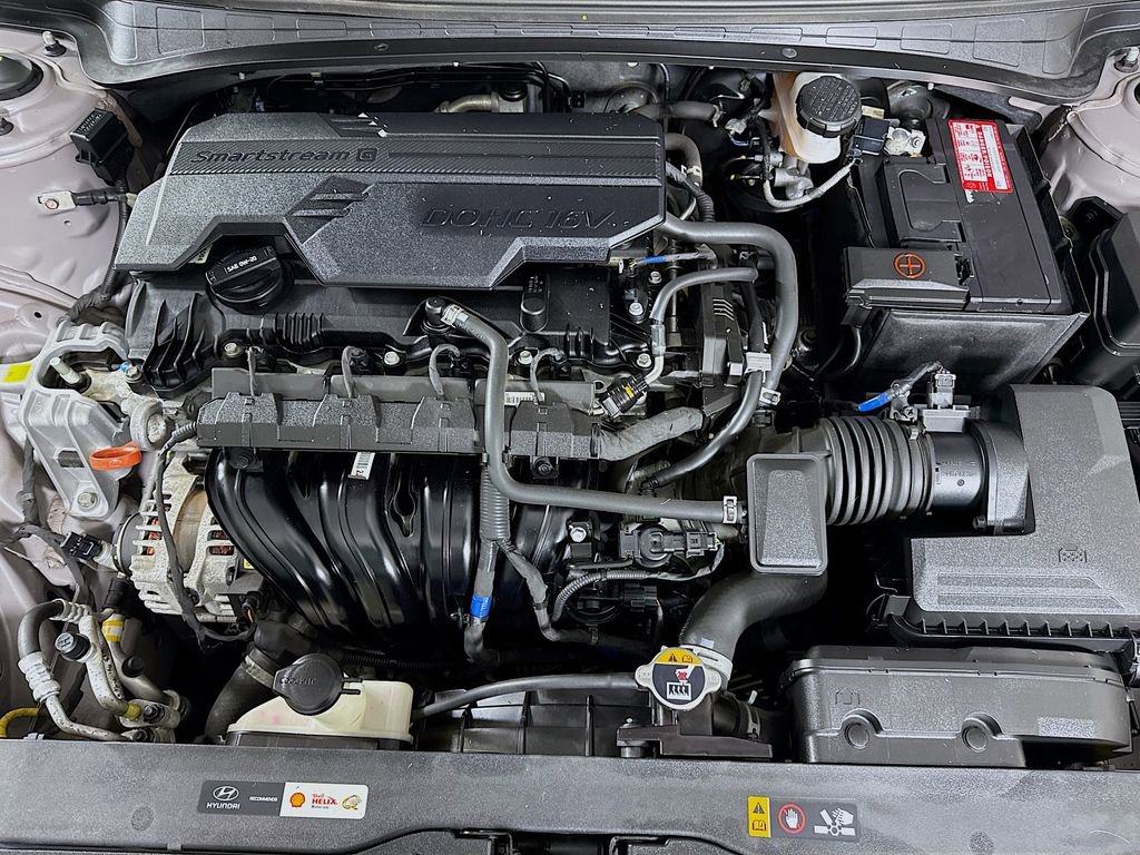 Used 2021 Hyundai Elantra SEL image 30