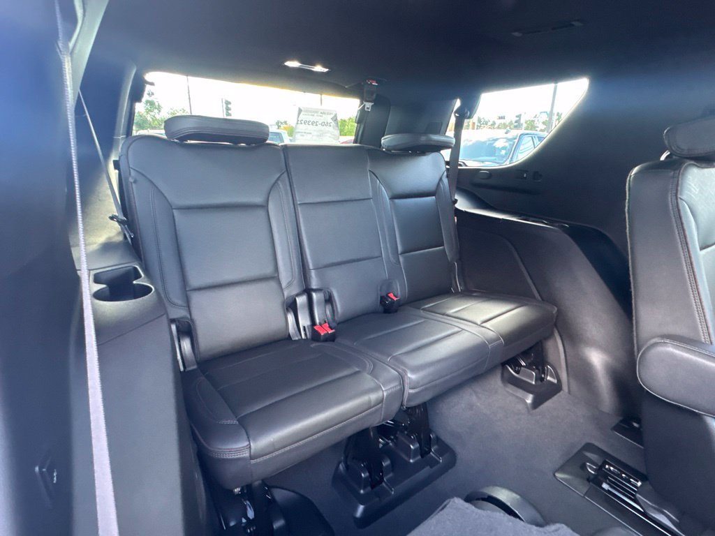 Used 2022 Chevrolet Tahoe High Country w/ Premium Package AWD/4WD image 24
