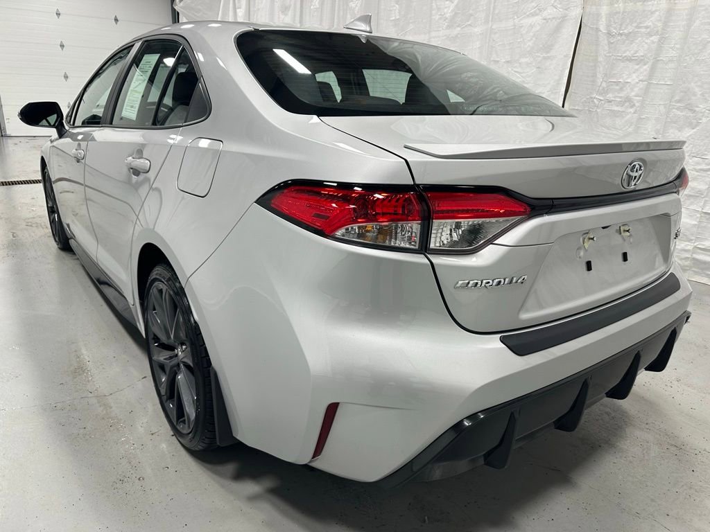 Used 2025 Toyota Corolla SE image 5