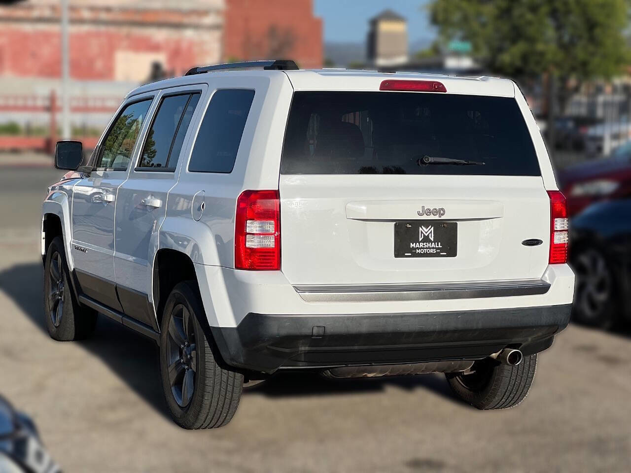 Used 2016 Jeep Patriot Sport w/ Power Value Group FWD image 4