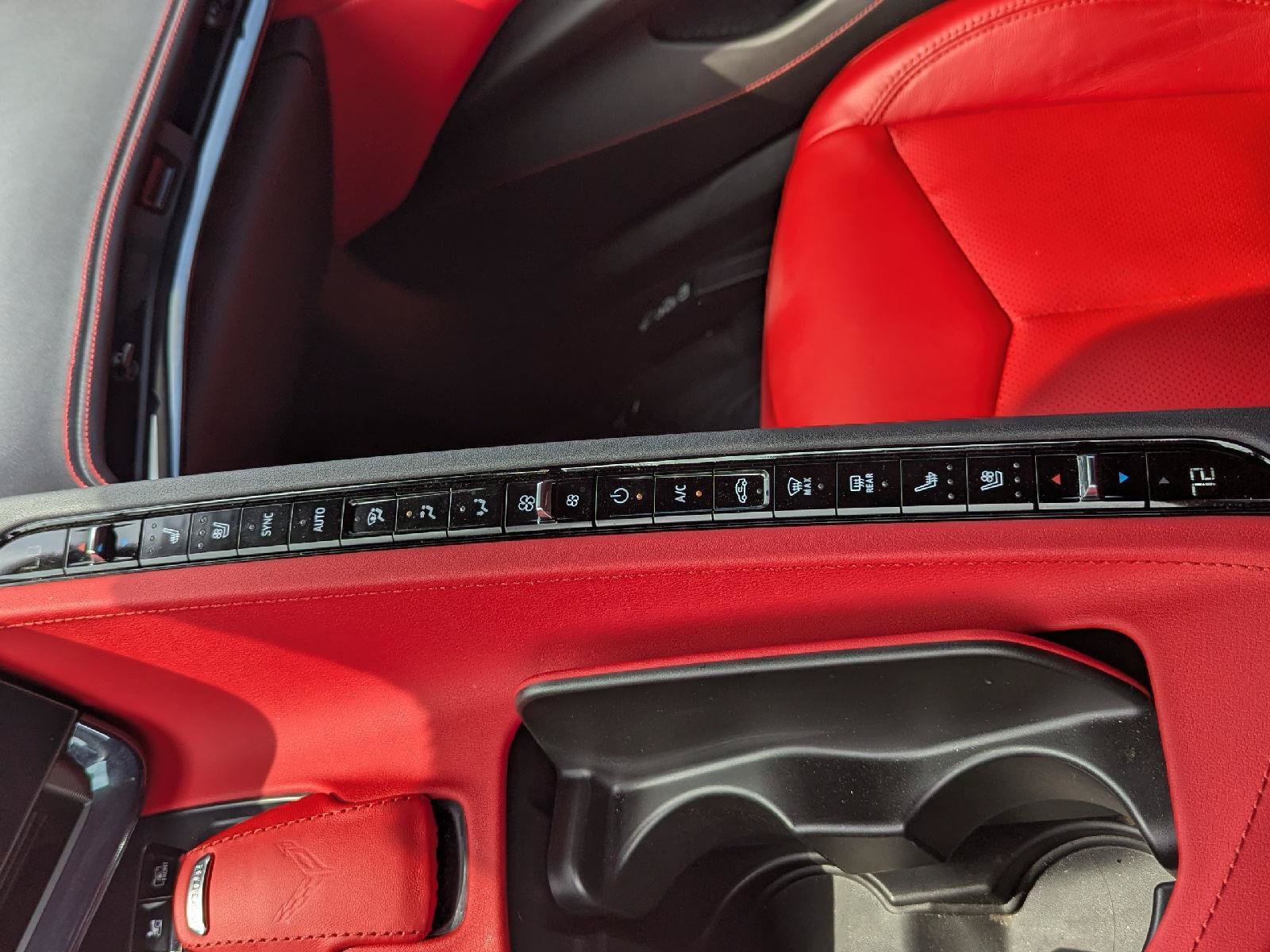 Certified 2025 Chevrolet Corvette Stingray Preferred Conv w/ Stealth Interior Trim Package RWD image 23