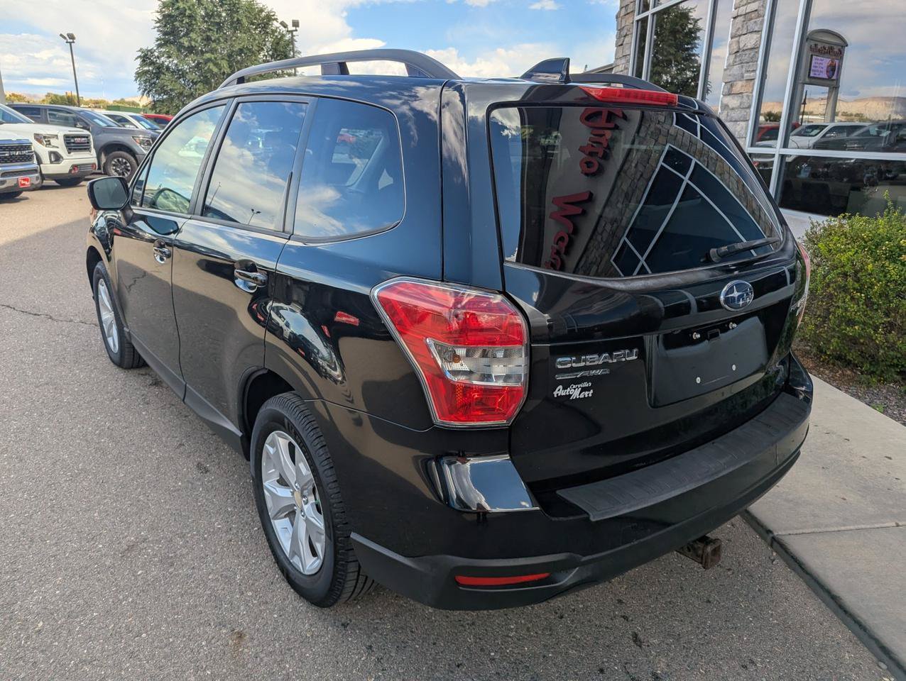 Used 2016 Subaru Forester 2.5i Premium AWD/4WD image 3