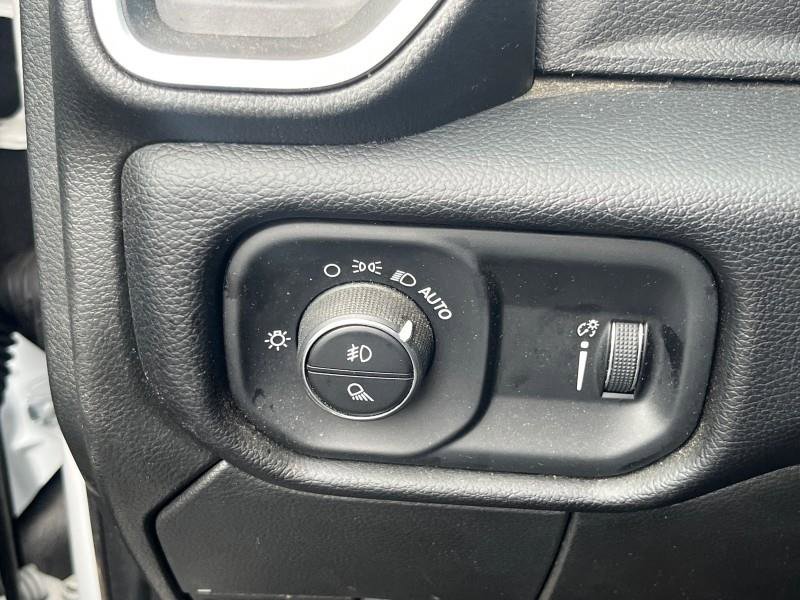 Used 2024 RAM 2500 Big Horn image 28