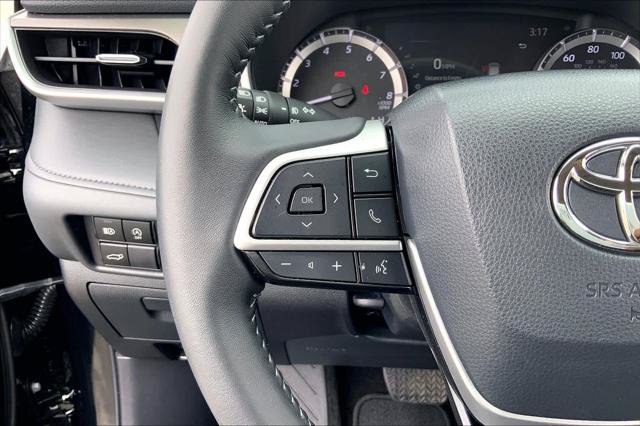 Certified 2024 Toyota Highlander XLE FWD image 23