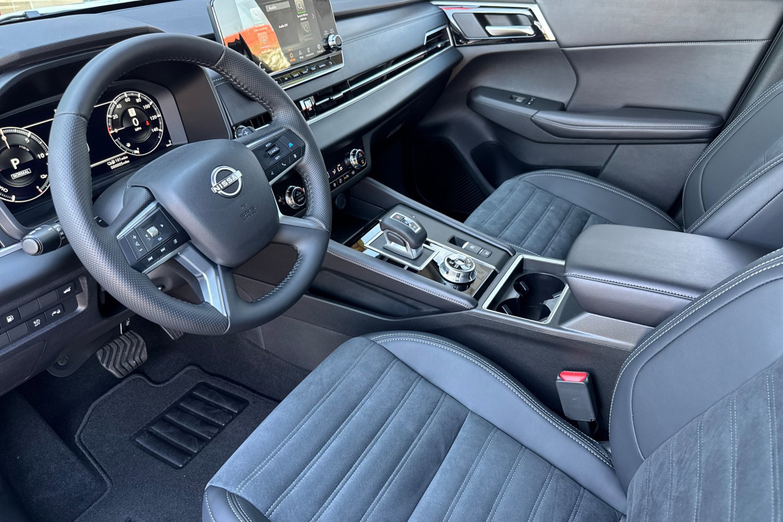 New 2026 Nissan Rogue SL AWD/4WD image 10