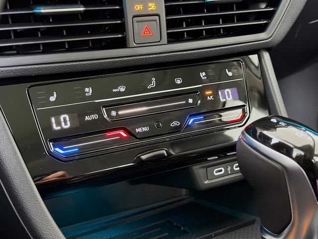 New 2026 Volkswagen Jetta SEL FWD image 18