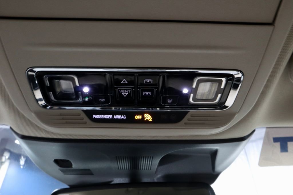 Used 2022 Lincoln Corsair Standard w/ Premium Package image 28