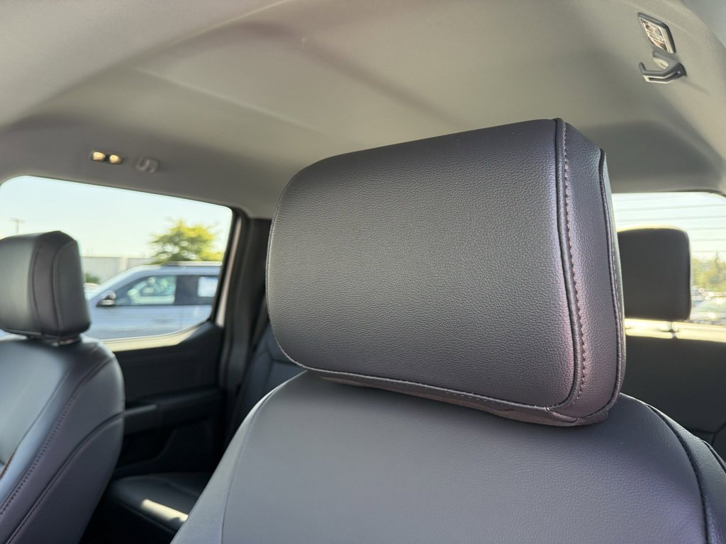 New 2026 Ford F250 Lariat image 23