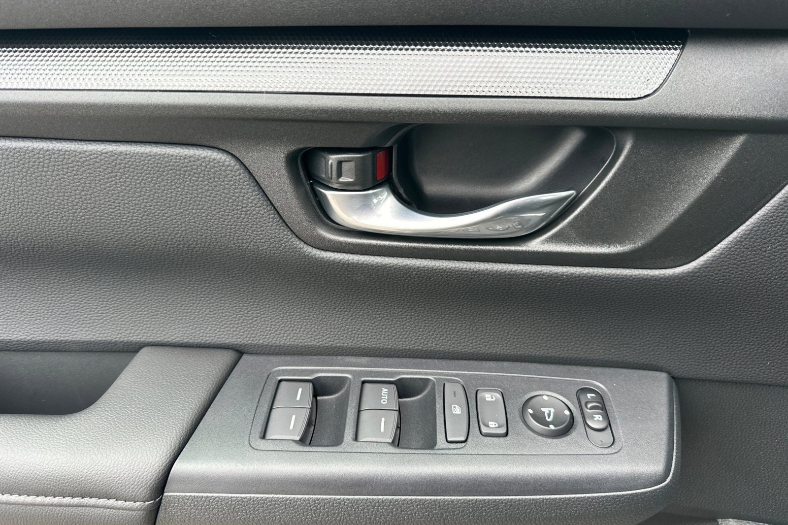 New 2026 Honda CR-V LX image 27