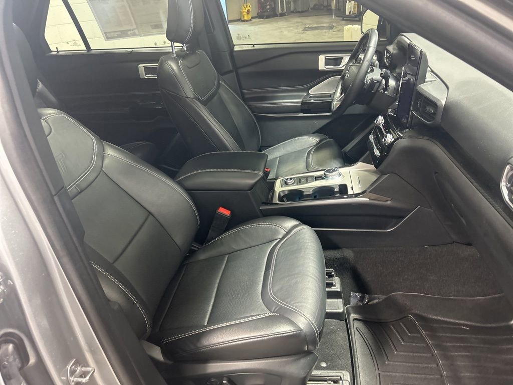 Used 2021 Ford Explorer ST w/ Equipment Group 401A AWD/4WD image 10