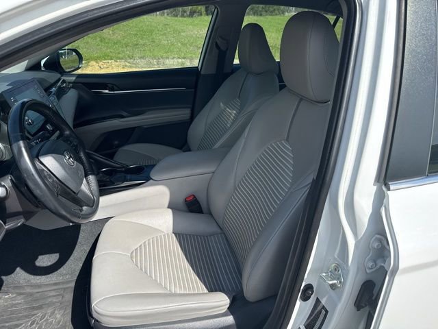 Used 2022 Toyota Camry SE image 15