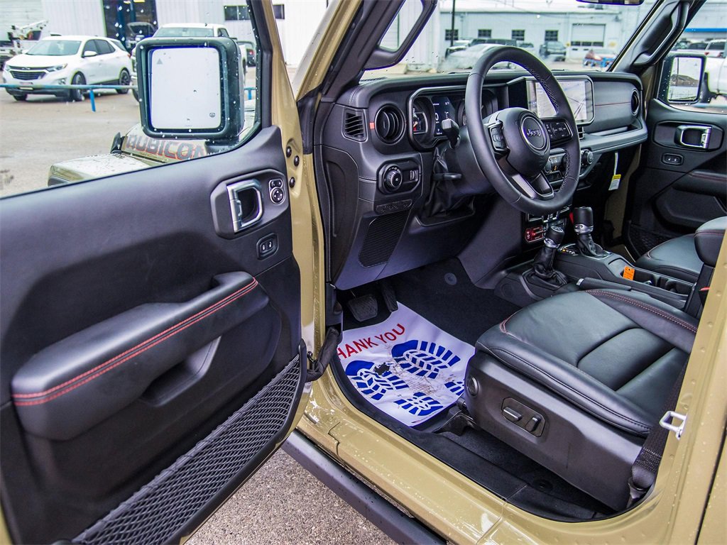 Used 2025 Jeep Wrangler Unlimited Rubicon image 31