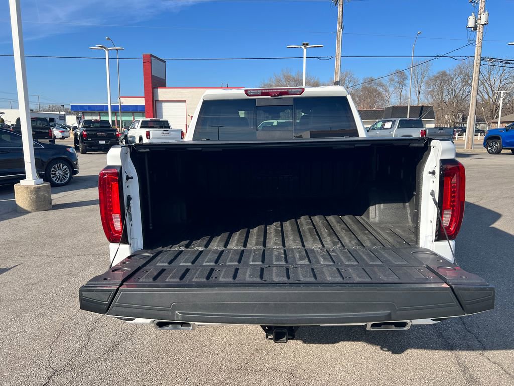 Used 2023 GMC Sierra 1500 AT4 w/ AT4 Premium Package image 12