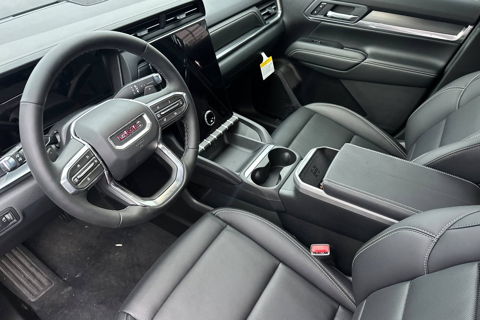 New 2026 GMC Terrain Elevation w/ Elevation Premium Package AWD/4WD image 9