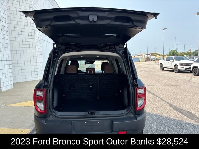 Used 2023 Ford Bronco Sport Outer Banks w/ Tech Package AWD/4WD image 35