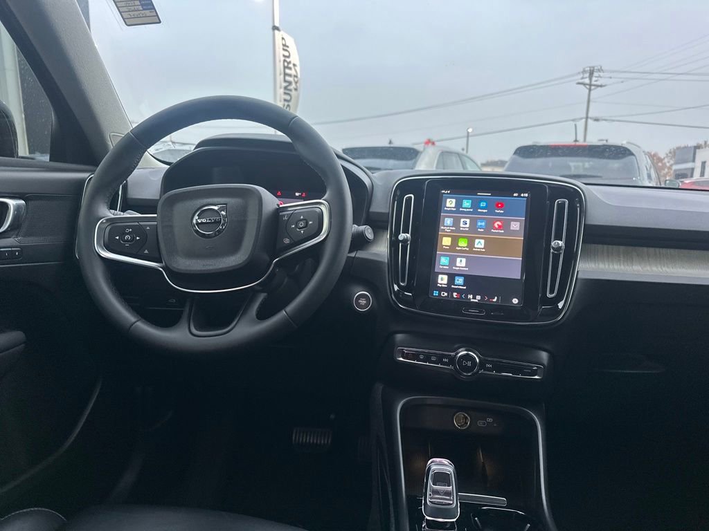 Used 2023 Volvo XC40 B5 Plus w/ Protection Package Premier image 53