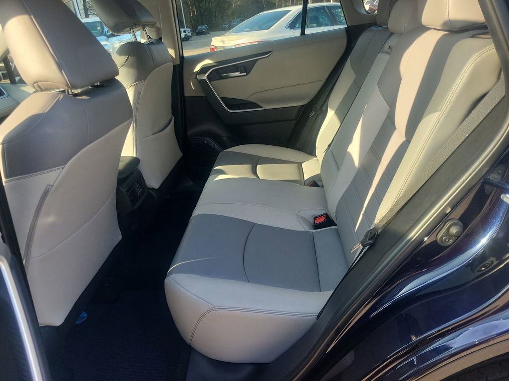 Certified 2022 Toyota RAV4 XLE Premium image 17