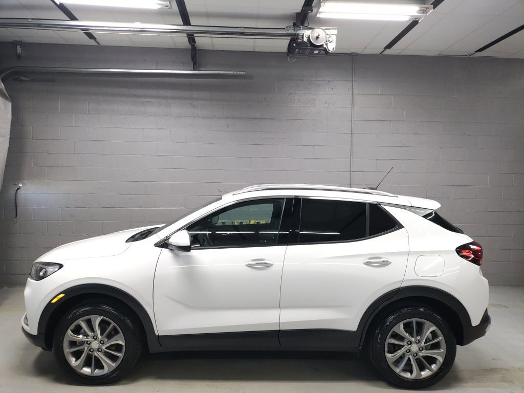 Used 2022 Buick Encore GX Essence w/ Experience Buick Package image 18