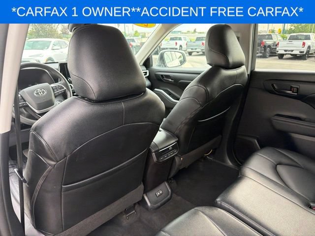Used 2023 Toyota Highlander L FWD image 15