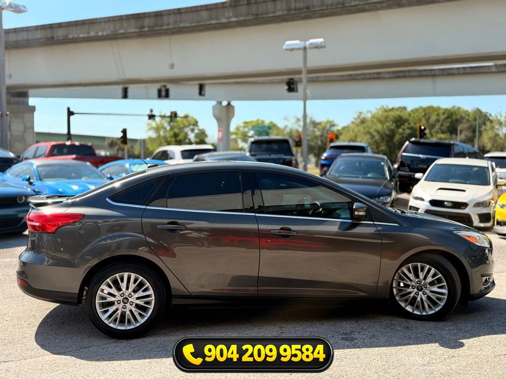 Used 2017 Ford Focus Titanium image 7