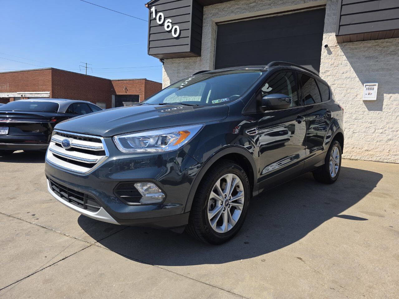 Used 2019 Ford Escape SEL AWD/4WD image 3