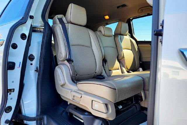 Used 2023 Honda Odyssey Elite image 29