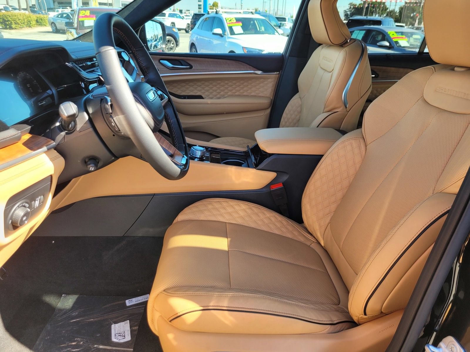New 2025 Jeep Grand Cherokee Summit AWD/4WD image 11
