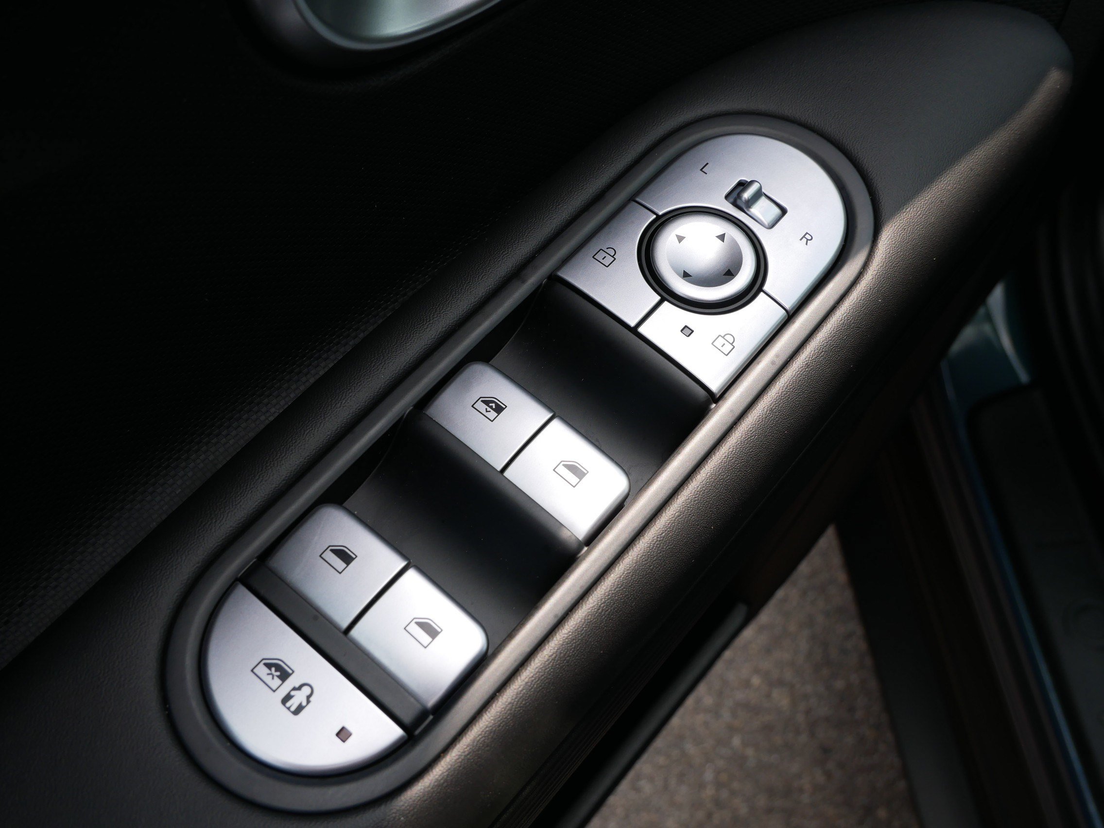 Certified 2023 Hyundai Ioniq 5 SE AWD/4WD image 19