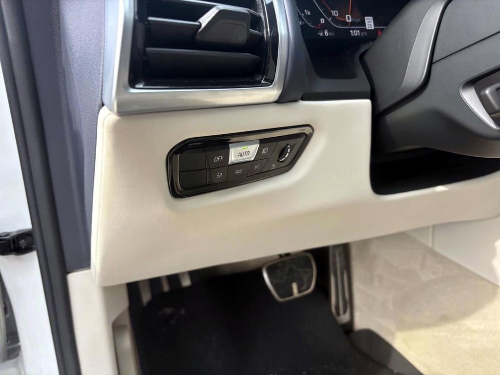 Used 2022 BMW M850i Gran Coupe xDrive image 14