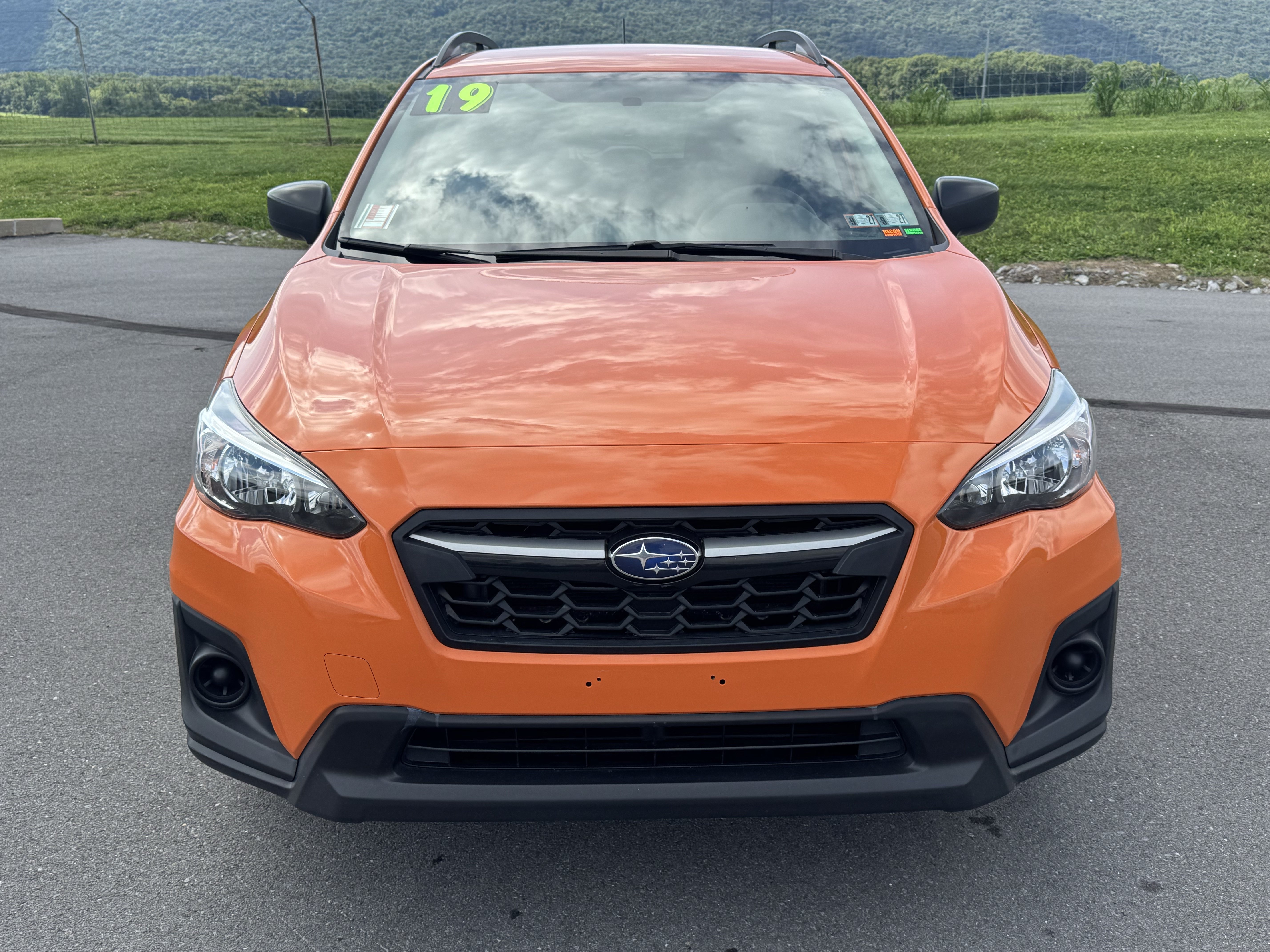Used 2019 Subaru Crosstrek 2.0i AWD/4WD image 9