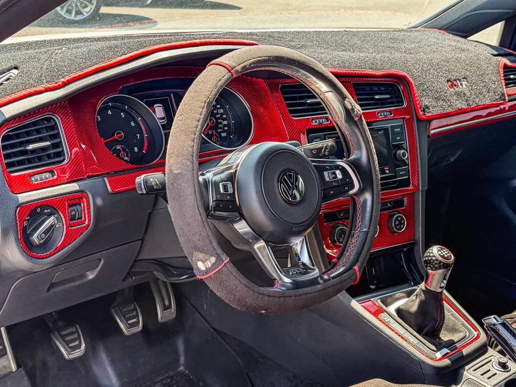 Used 2018 Volkswagen GTI S FWD image 8
