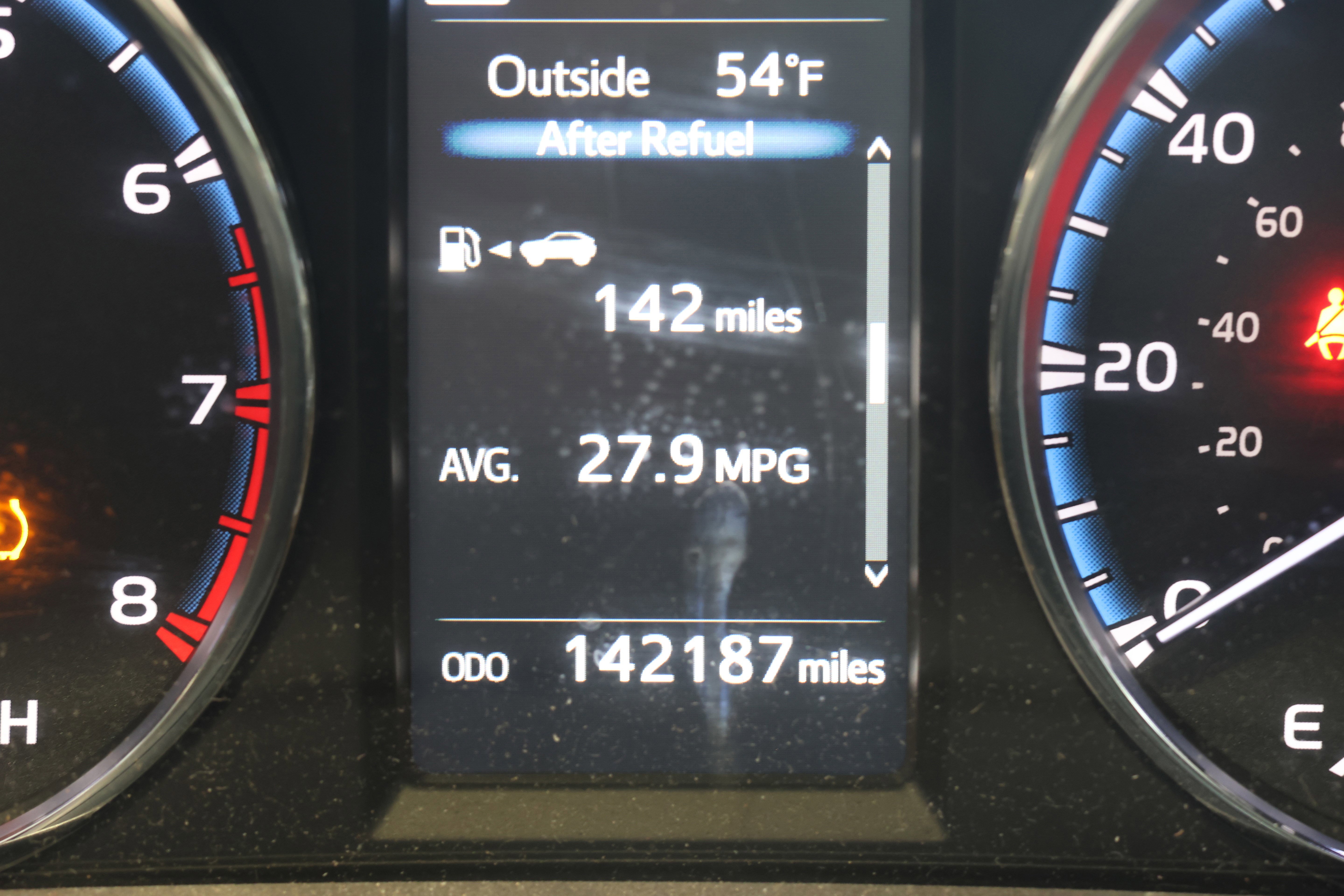 Used 2016 Toyota RAV4 XLE image 19