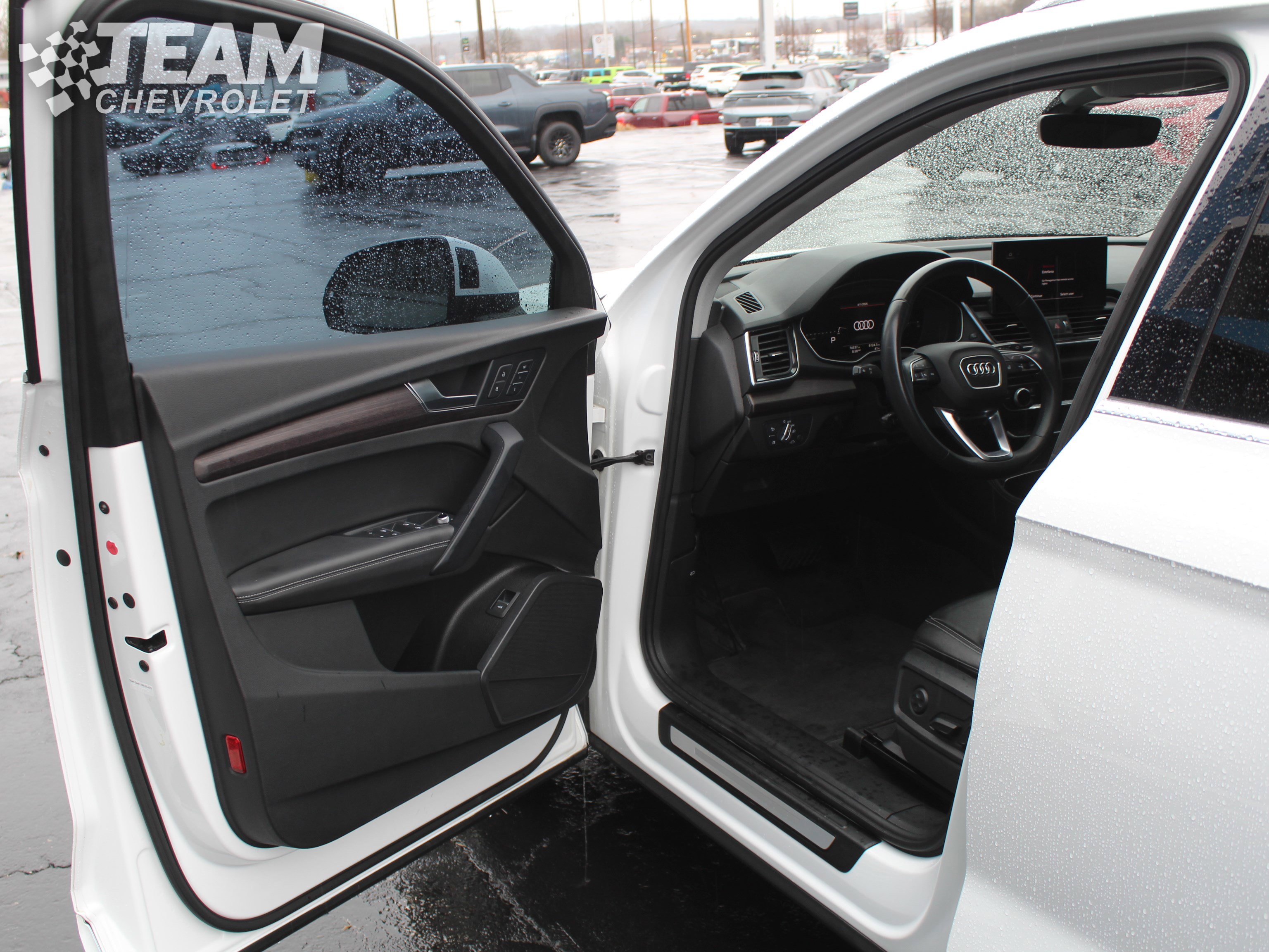 Used 2021 Audi Q5 Premium Plus w/ Premium Plus Package image 10