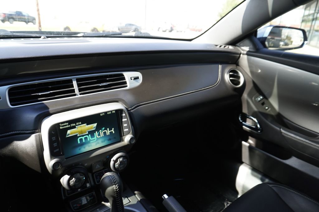 Used 2015 Chevrolet Camaro SS w/ RS Package image 19