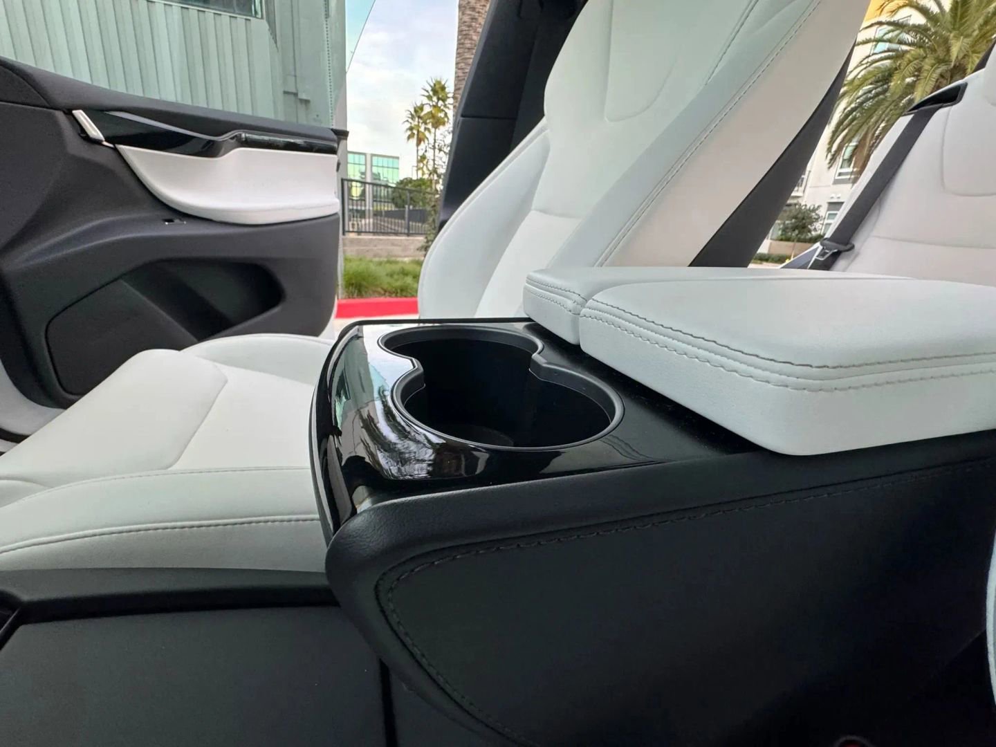 Used 2020 Tesla Model X Long Range AWD/4WD image 52