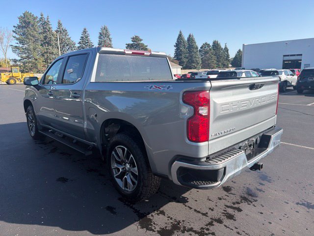 Used 2025 Chevrolet Silverado 1500 LT AWD/4WD image 11