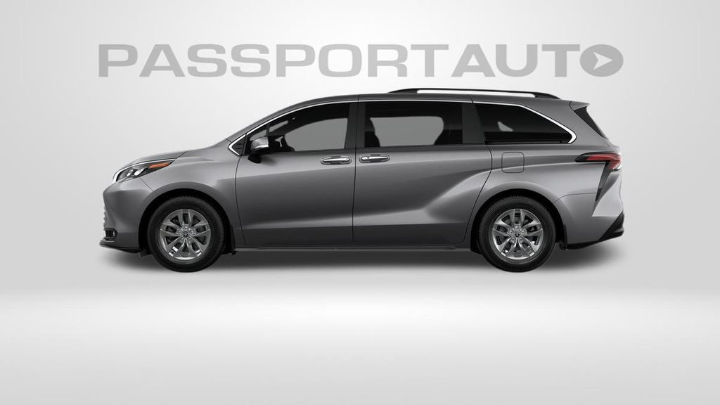 New 2026 Toyota Sienna XLE AWD/4WD image 4