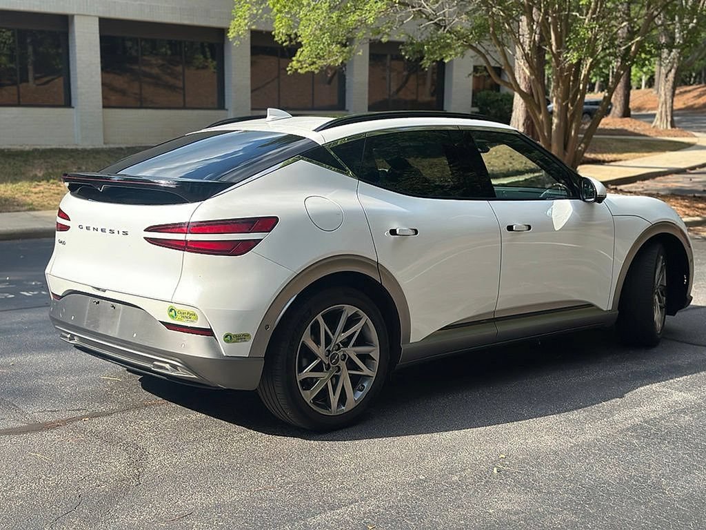 Used 2023 Genesis GV60 Advanced AWD/4WD image 4