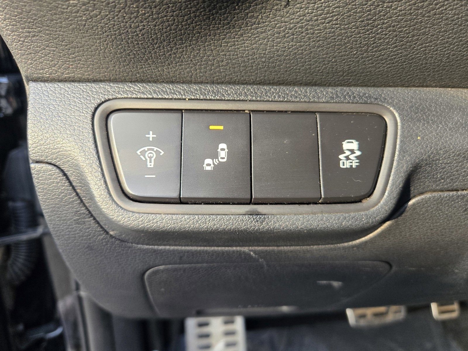 Used 2024 Kia Forte GT-Line w/ GT-Line Premium Package image 14