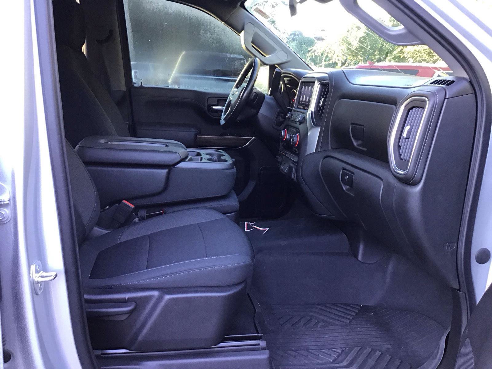 Used 2022 Chevrolet Silverado 1500 LT AWD/4WD image 6