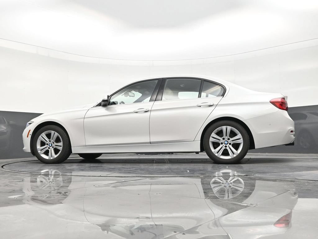 Used 2018 BMW 330i Sedan RWD image 21