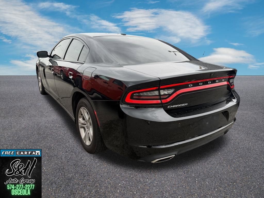 Used 2021 Dodge Charger SXT w/ Leather Interior Group RWD image 7