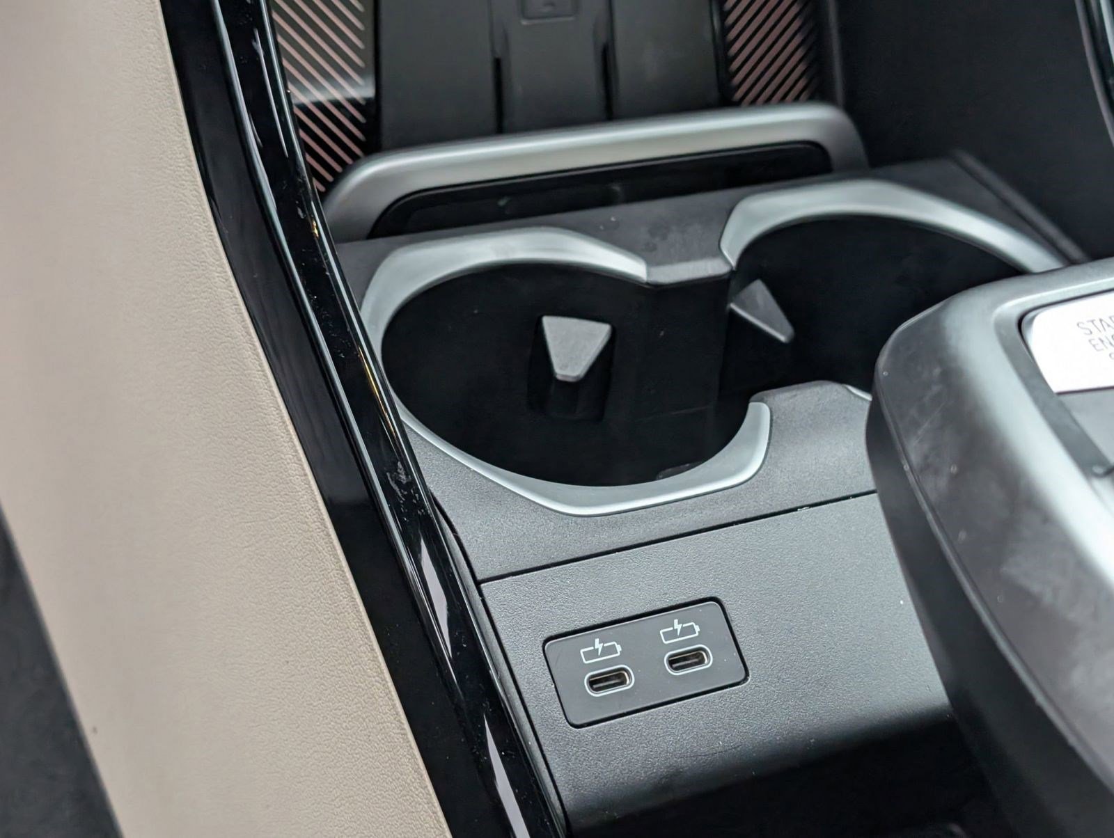 Used 2025 BMW X1 xDrive28i w/ Technology Package image 25