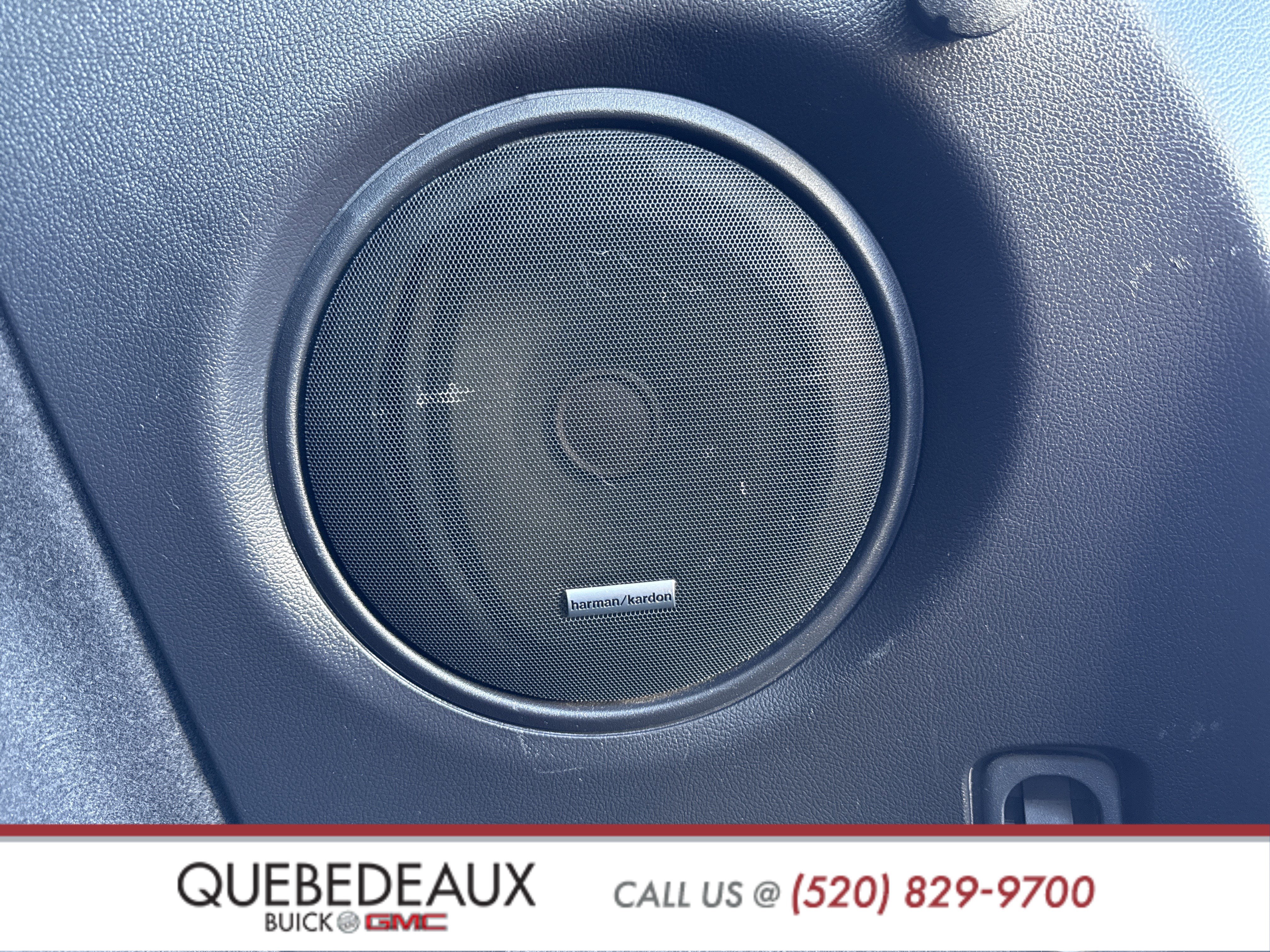 Used 2018 Subaru Outback 3.6R Limited image 11