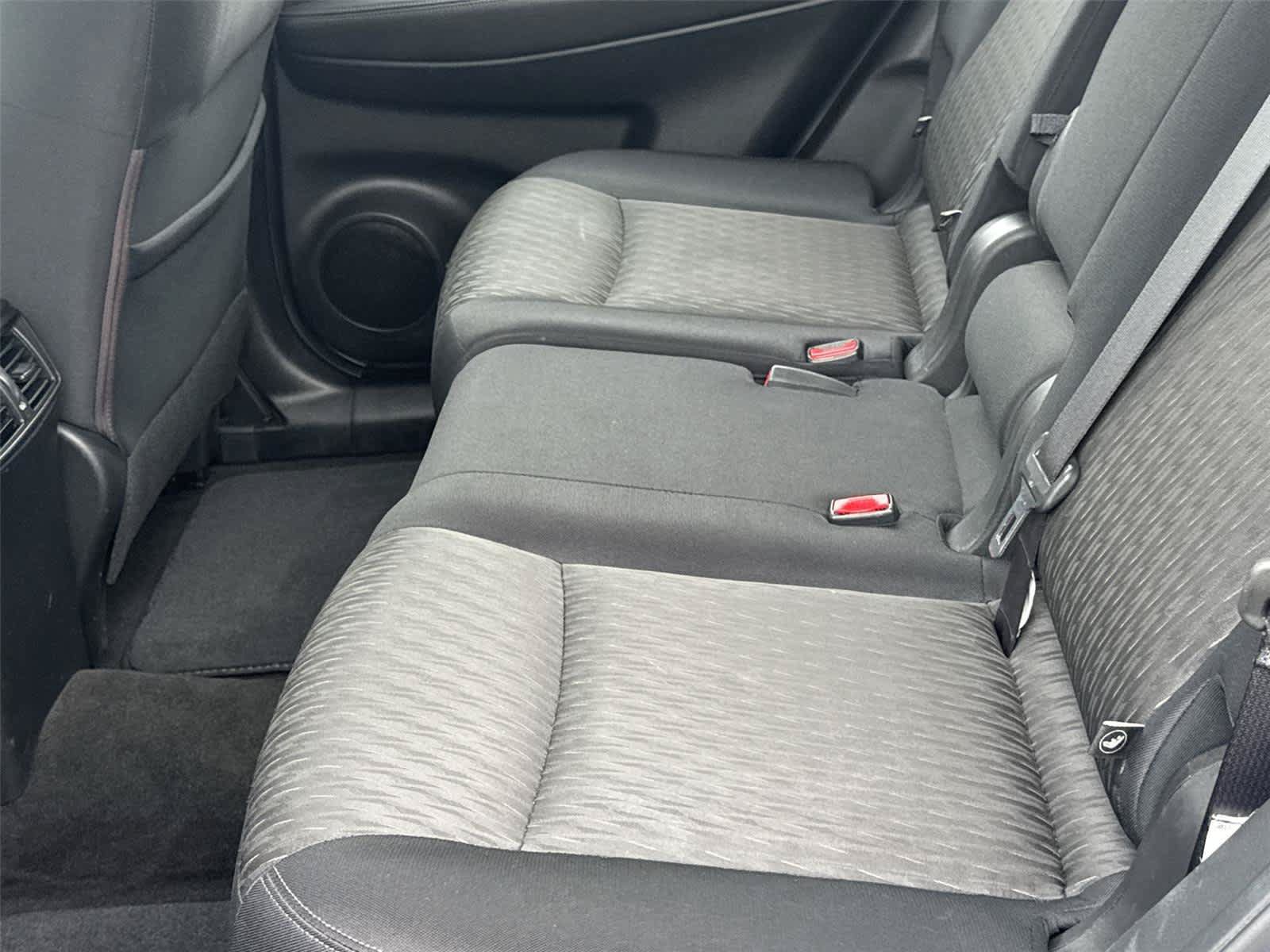 Used 2017 Nissan Rogue S AWD/4WD image 11