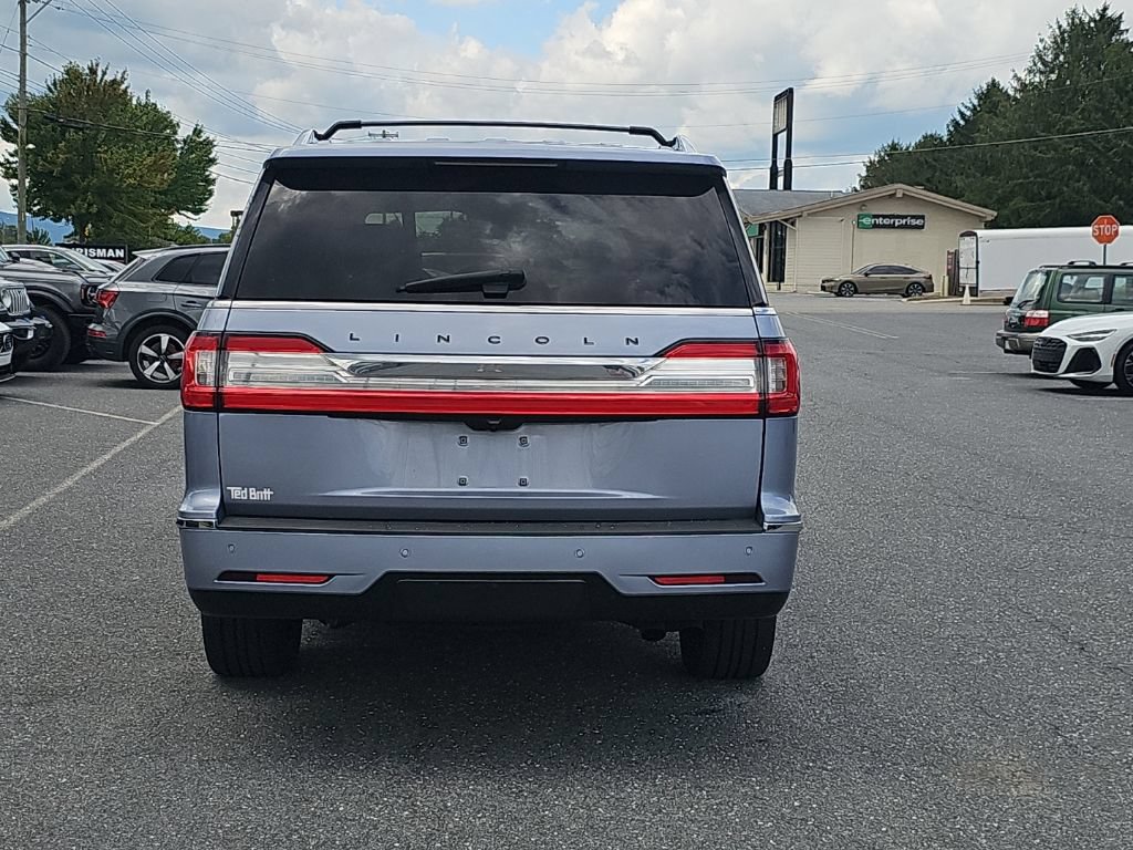 Used 2021 Lincoln Navigator L Black Label w/ Cargo Convenience Package AWD/4WD image 14